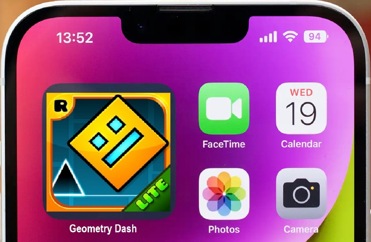 How To Play Geometry Dash on iOS 17