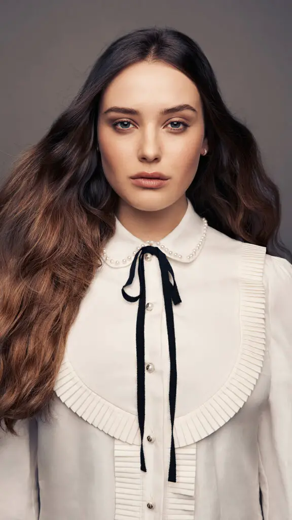 Katherine Langford Wallpapers for iPhone